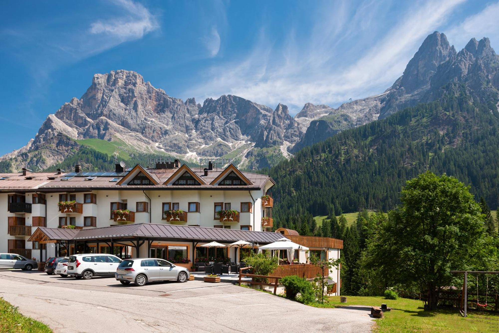 Hotel Europa San Martino Di Castrozza Esterno foto