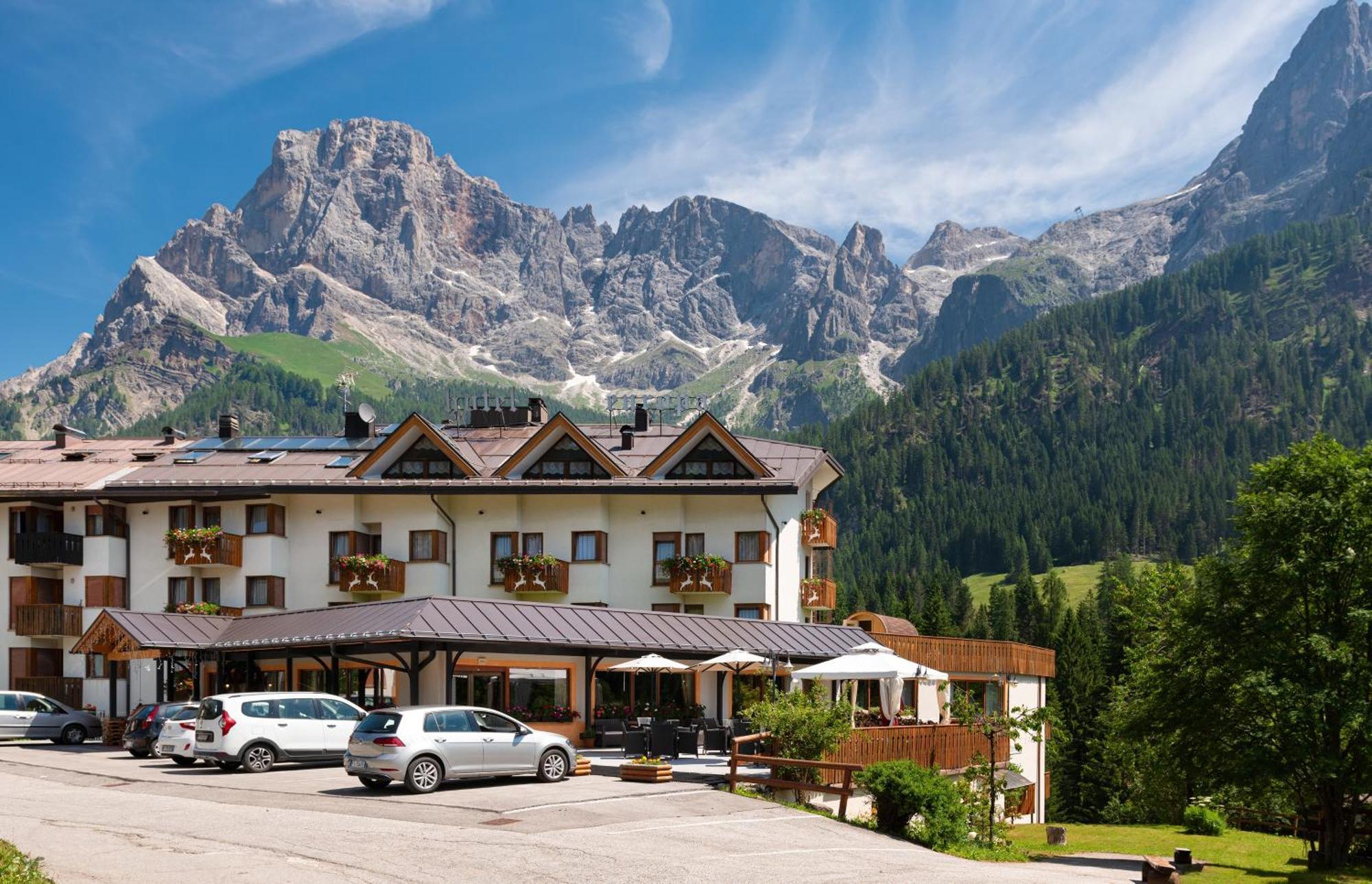 Hotel Europa San Martino Di Castrozza Esterno foto