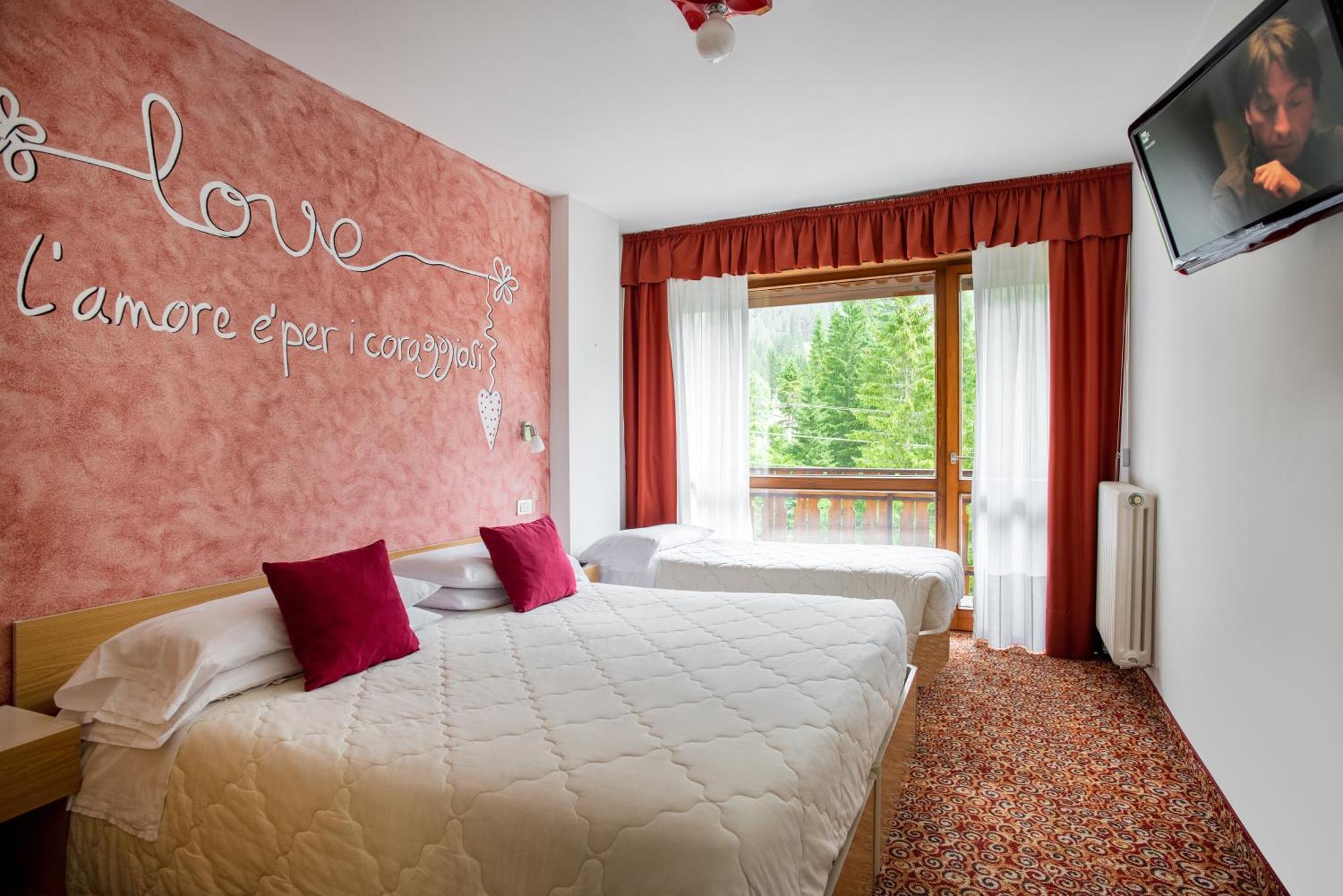 Hotel Europa San Martino Di Castrozza Esterno foto
