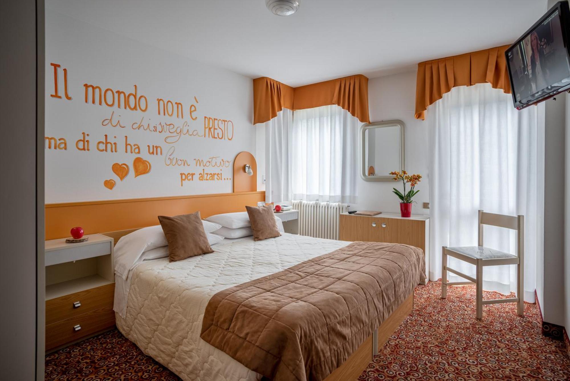Hotel Europa San Martino Di Castrozza Esterno foto