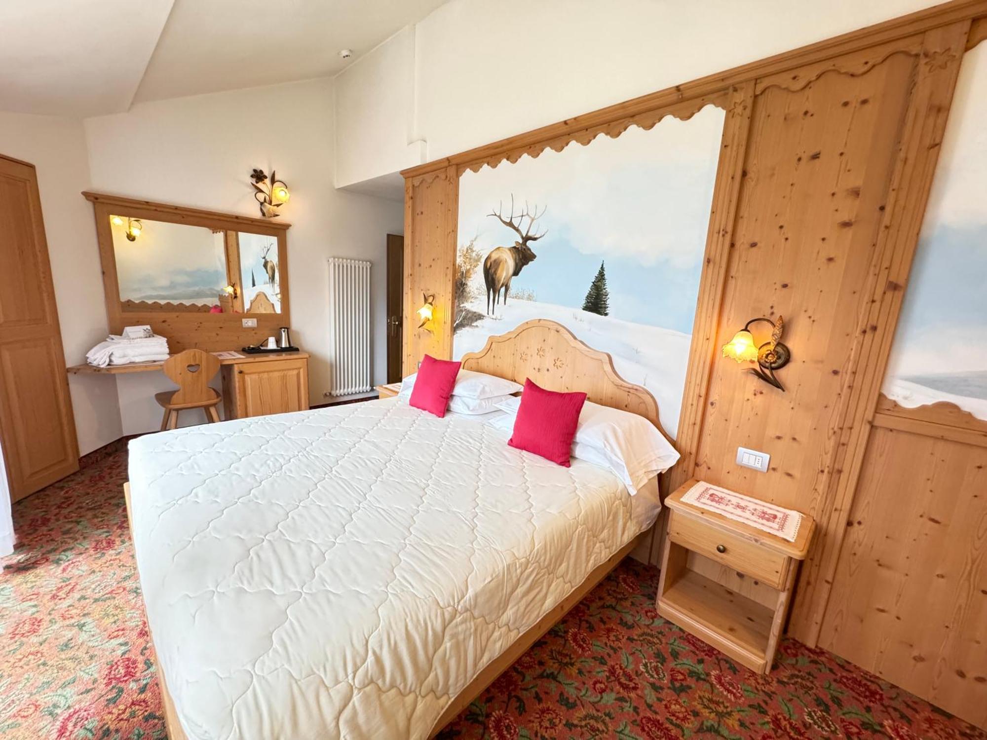 Hotel Europa San Martino Di Castrozza Esterno foto